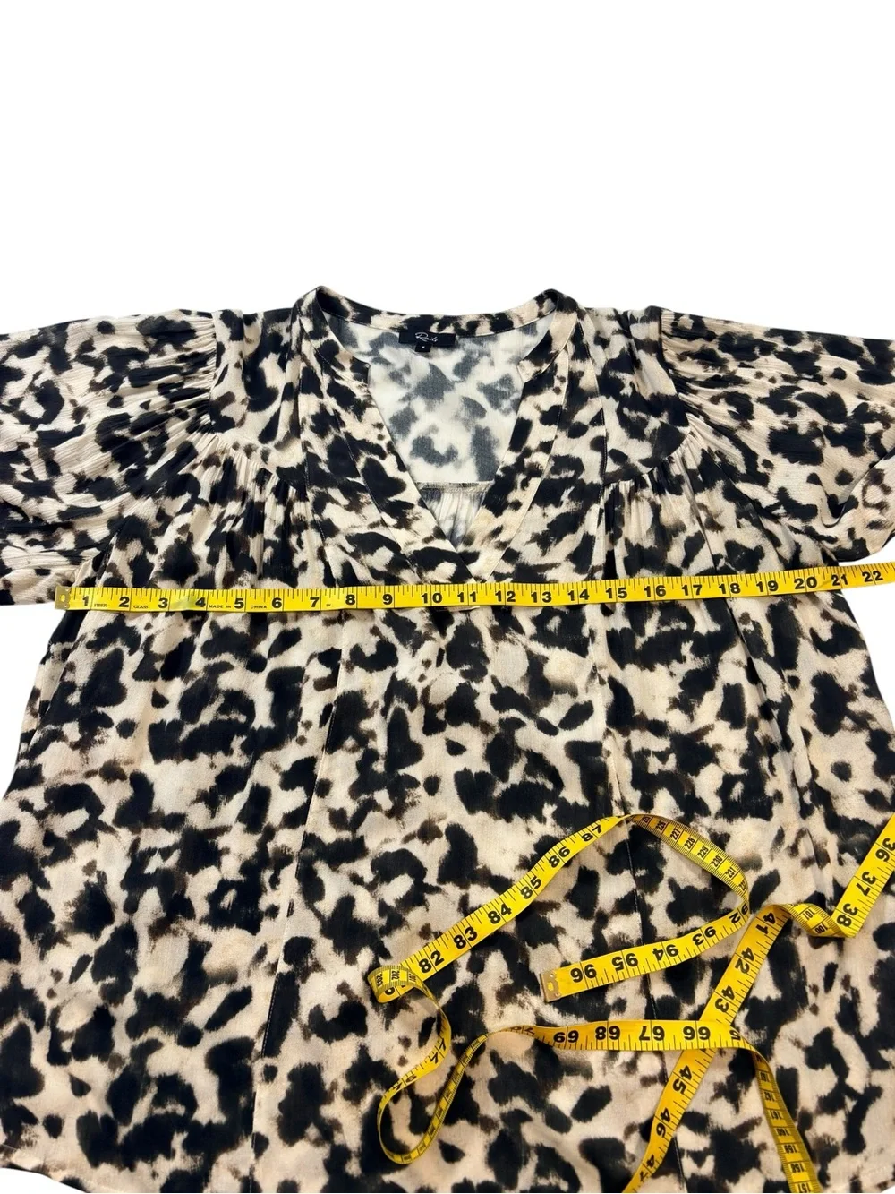 Rails Fable Blurred Cheetah Print Blouse  V neck Balloon Sleeve Top SzS Office - Picture 9 of 15
